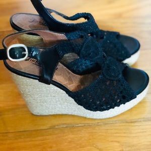 Lucky brand wedges sandal